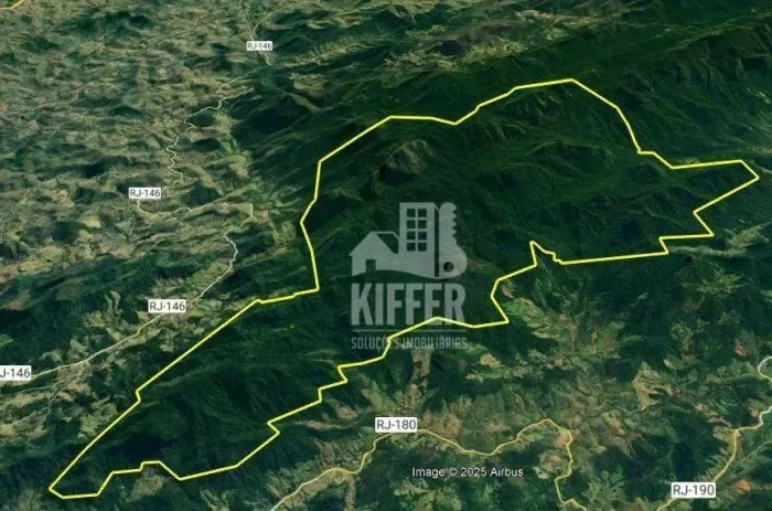 Fazenda em Santa Maria Madalena  7.421 Hectares no Bioma Mata Atlântica  Ideal para Compen