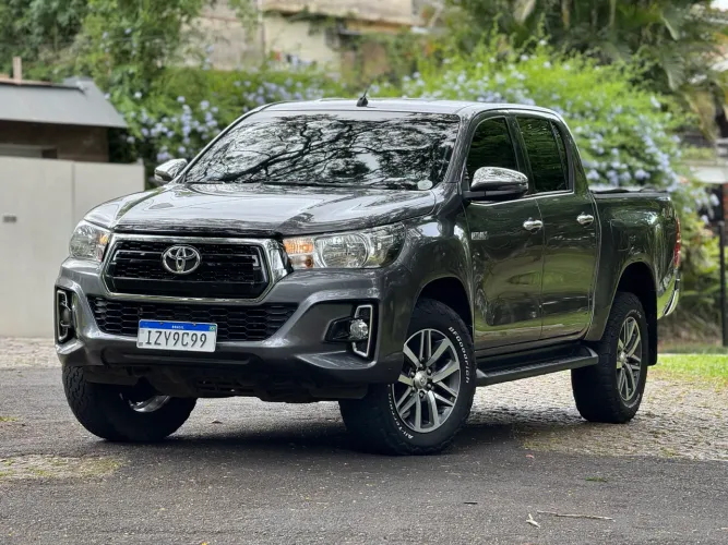 Toyota Hilux CD SRV 4X4 2.8 TDI Diesel Aut. 2020