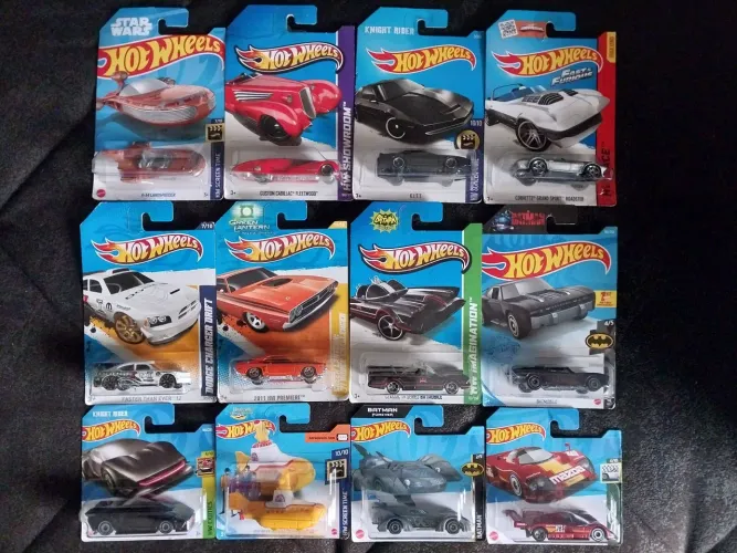 Hot Wheels temáticos variados - novos, lacrados
