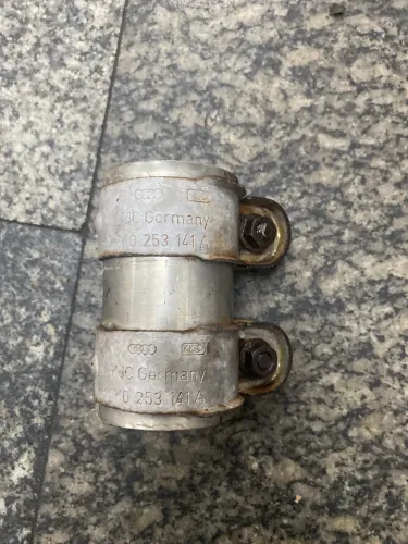 Abraçadeira do escapamento VW Polo 1k0253141a