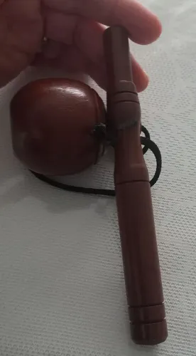 Brinquedo de madeira