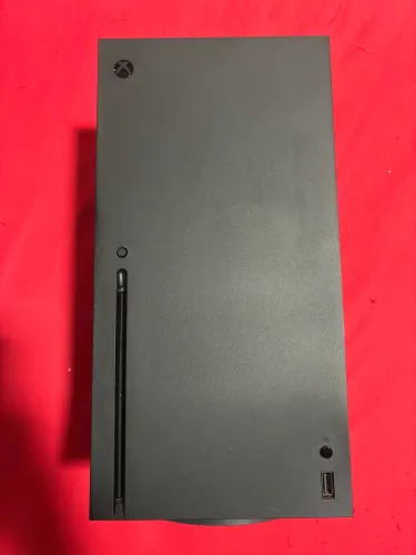 Xbox séries X de 1T (Seminovo) - Só venda ou Troca no Switch 2