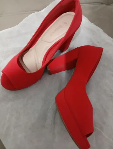 Sandália Vermelha Bebecê - Salto Grosso