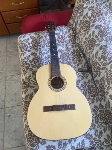 Violão tonante