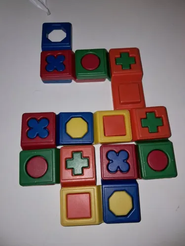 Brinquedo de encaixar para bebês anos 90 14 peças