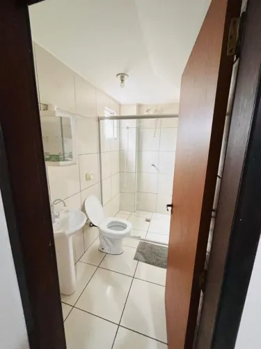 Alugo apartamento semiboliado 