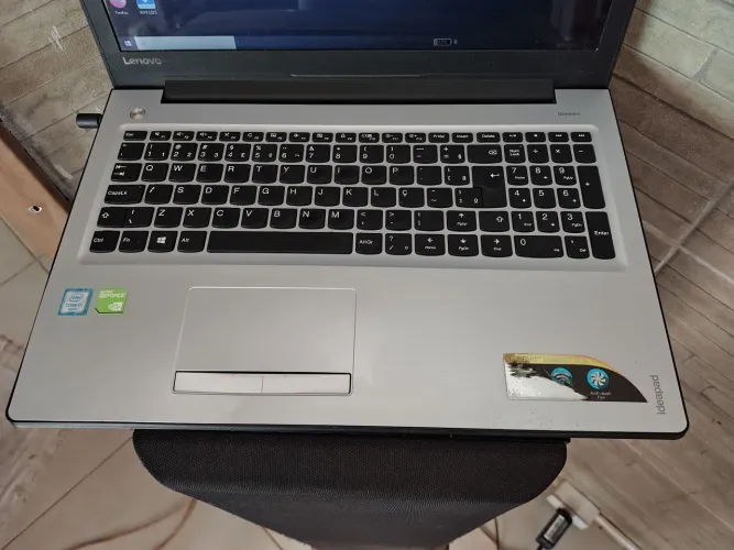 Vendo notebook Lenovo 