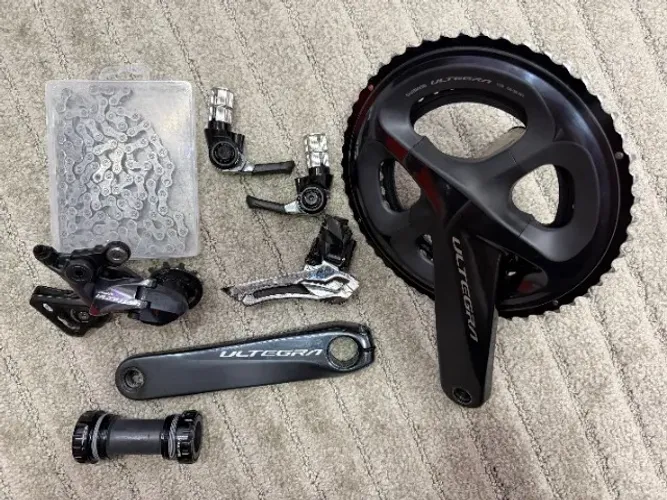 Grupo Shimano Ultegra R8000 11v usado