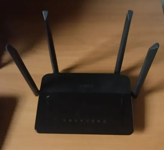 Roteador Wi-Fi Dlink AC1200DIR-822 (5Ghz e 2.4 Ghz)