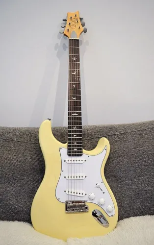 Guitarra PRS SE SILVER SKY 