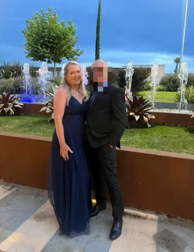 Vestido tule festa azul escuro n 42,usado uma vez só