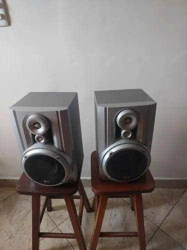 Par de Caixas Acústicas LG 100 Wats 7