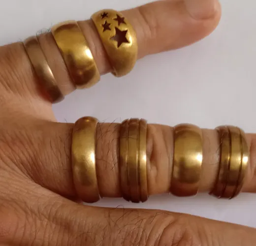 Anéis e alianças de moedas antigas