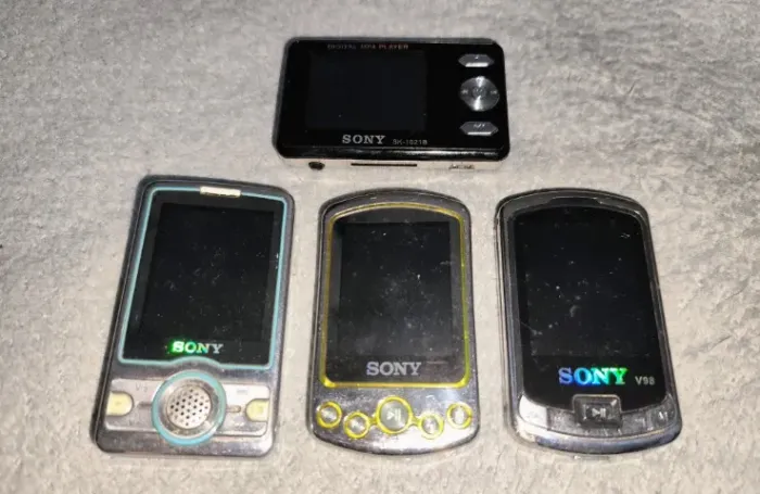 MP3 SONY - RECUPERAÇAO - RETIRADA PEÇAS