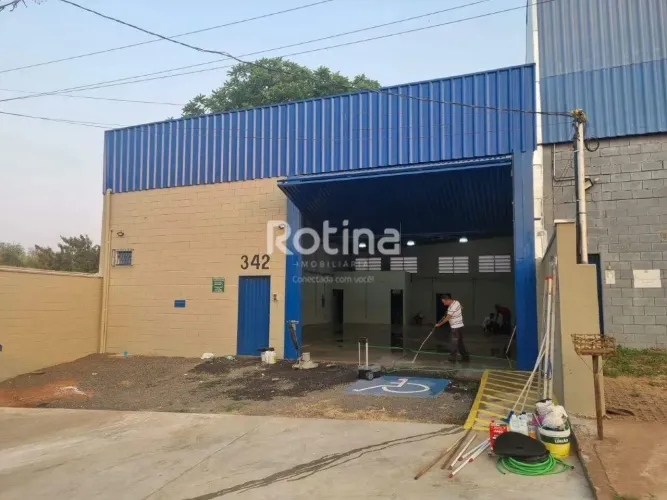 Galpão para alugar, Dona Zulmira - Uberlândia/MG - Rotina Imobiliária