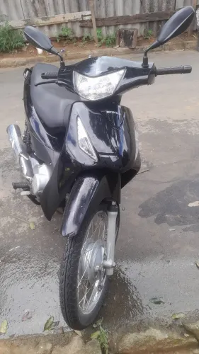 Vende-se ou troco em xre volto a diferença em dinheiro