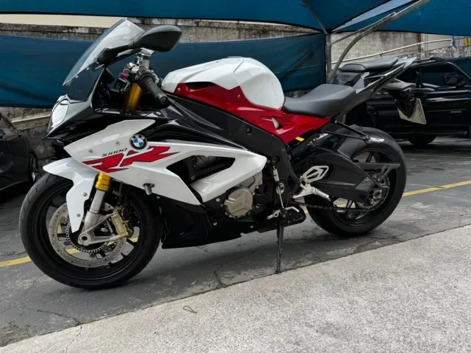 BMW   S1000rr  2019  aceito carro.na troca considerar tabela fip 