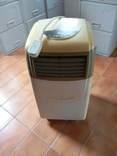Vendo ar condicionado móvel americano 