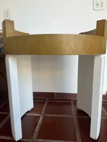 Mesa de Centro em Madeira