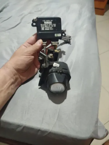 Defletor de Yamaha Fazer FZ15 original 