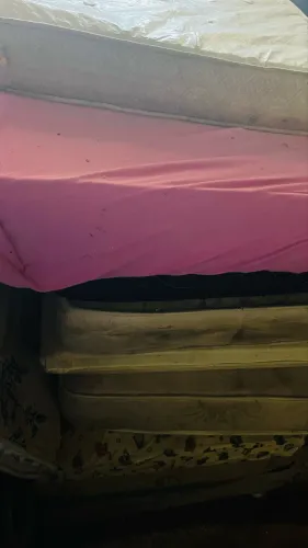 Colchoes de solteiro semi-Novos tem ortopédico, colchões mole, colchoes duro