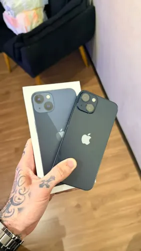 iPhone 13 256GB - Ótimo Estado
