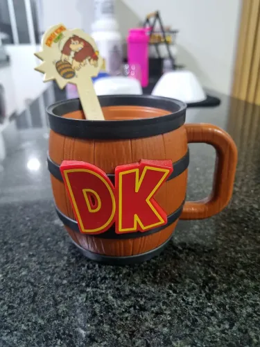 Caneca Donkey Kong da Universal Epic Universe