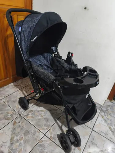 Kit carrinho e bebe conforto COSCO preto