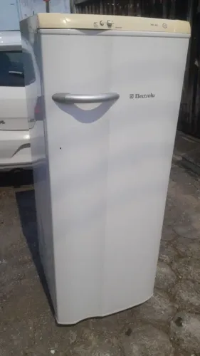 Jeladeira Electrolux