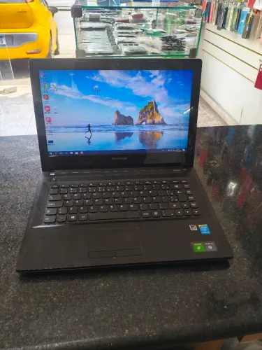 Notebook i3, 8gb de memória ram, garantia da loja de 6 meses