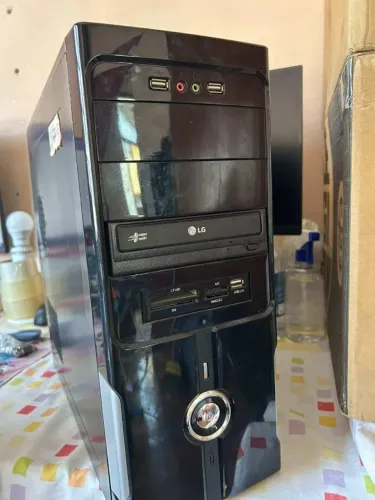 Computador de Escritorio + Monitor - Pra sair hoje!!! - i3 2° + 4GB de ram 