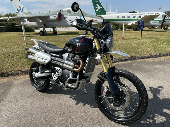 Triumph Scrambler 1200 XE