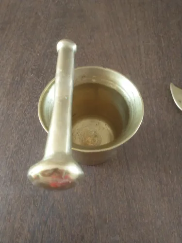 Pilão de bronze