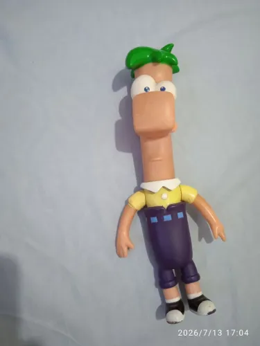 Bonecos Phineas e Ferb.