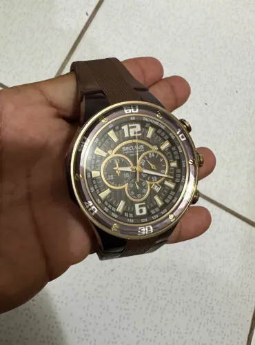 Relógio séculos pra vender ligeiro novinho todo original