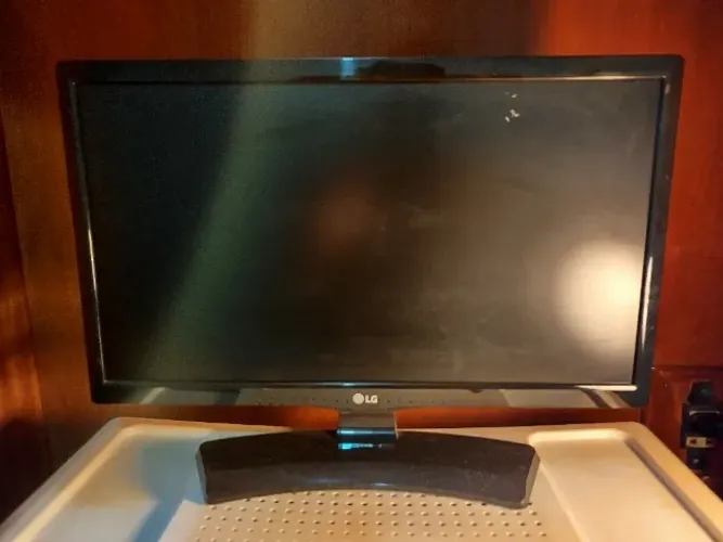 Monitor TV LG 20" (20MT49DF) - Leia a Descrição (S/ Fonte e Cabos)