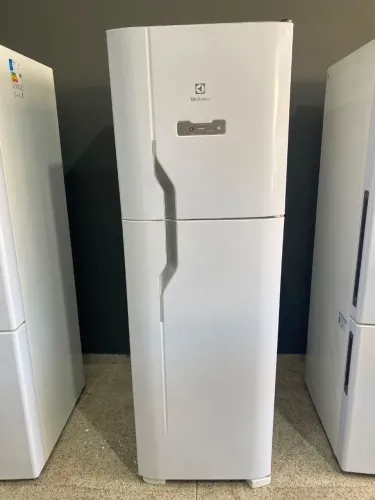 Geladeira electrolux 