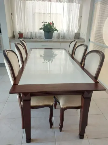 Mesa 6 lugares mármore e madeira maciça