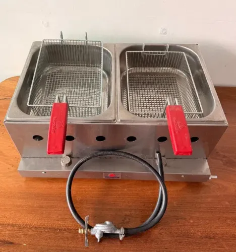 OPORTUNIDADE! Fritadeira Industrial Dupla - Pronta para Uso.