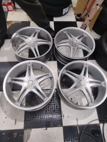 Rodas aro 20 multi furos importadas