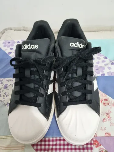 Vendo tenis adidas usado uma unica vez, novo!