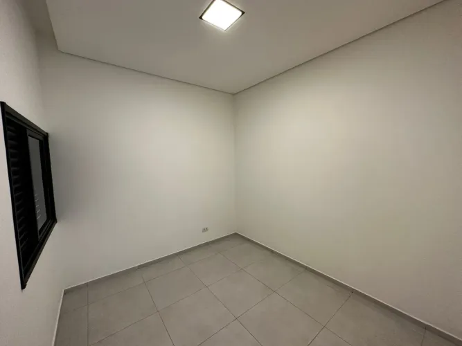 ? CASA NOVA PARA LOCAÇÃO!!! OPORTUNIDADE ÚNICA.