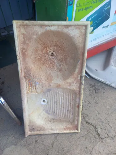 Tanque de lavar roupas.