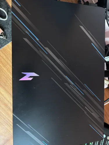 Nitro v15 I7