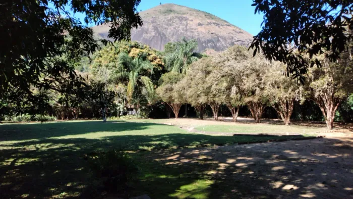Terreno residencial para venda em Corrêas, 72,000m²