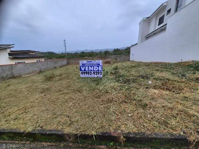 Imóvel para venda tem 300 metros quadrados em Pousada dos Campos III - Pouso Alegre - MG