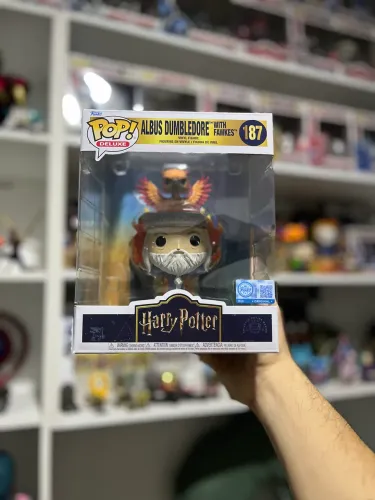 Funko Pop! Albus Dumbledore with FALKES #187