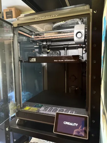 Impressora 3D Creality K1C Fechada 600mm/s