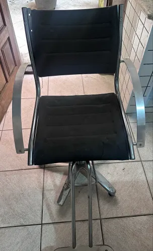 Cadeira Hidráulica de Cabeleireiro
