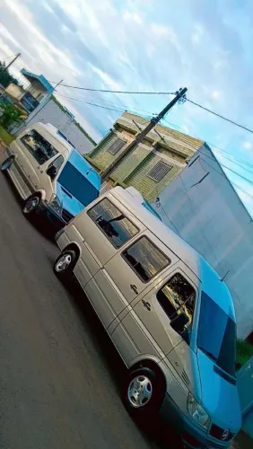 Transporte  de vans e ônibus 